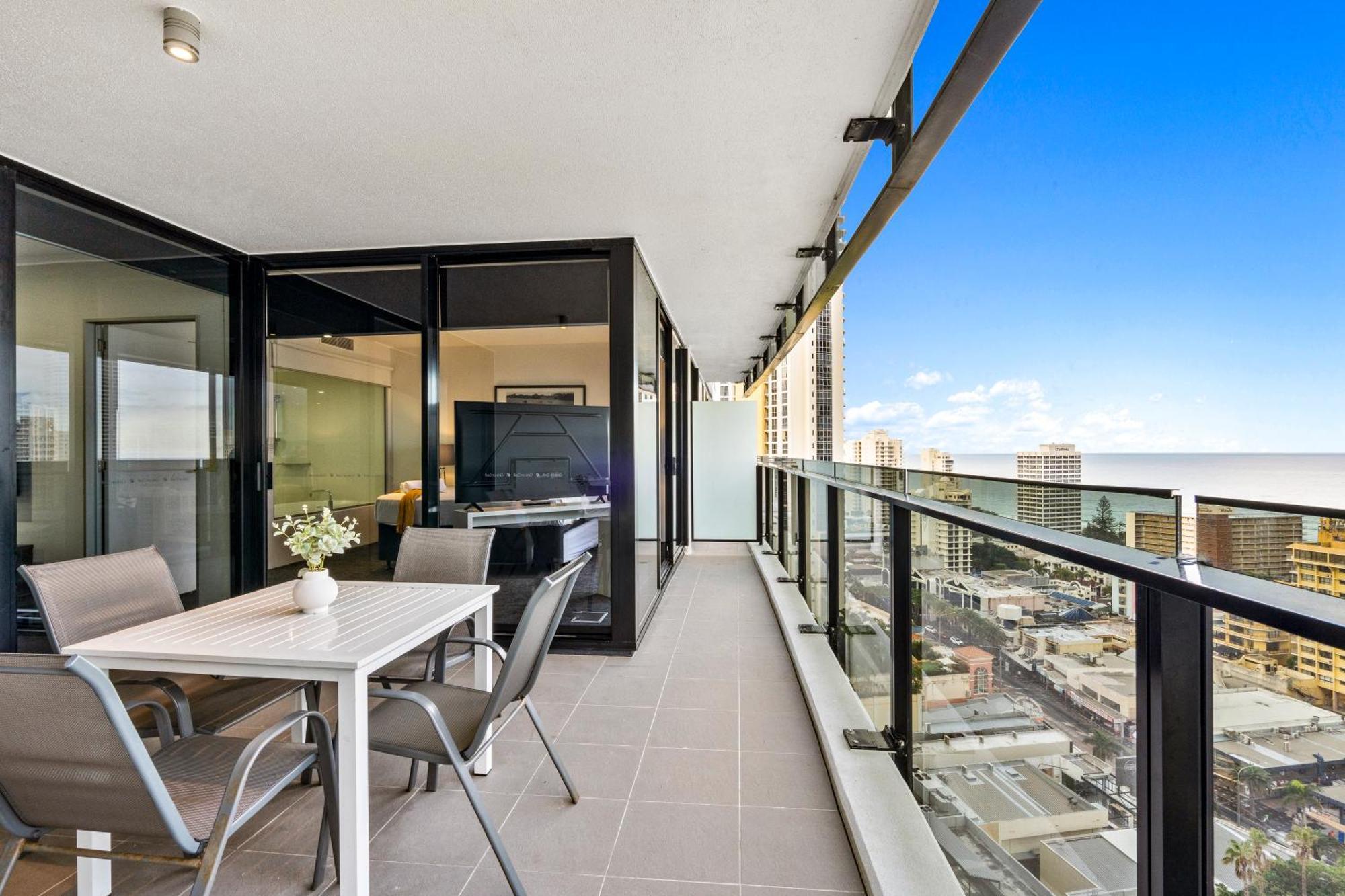Ocean View Apartments With Balcony - Circle On Cavill - Central Location! - Self Contained & Privately Managed Gold Coast Ngoại thất bức ảnh